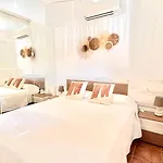 Oasis With Jacuzzi بلايا ديل إنغلز
