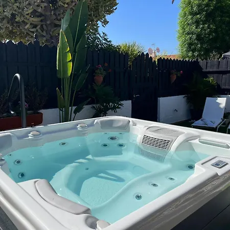 Oasis With Jacuzzi Holiday home Playa del Ingles (Gran Canaria)