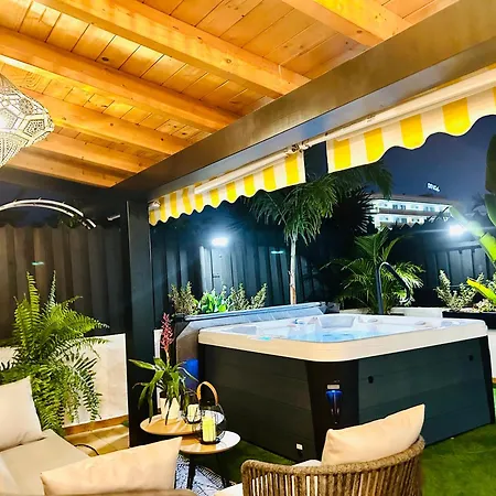 Vakantiehuis Oasis Beach Home I With Private Jacuzzi Playa del Inglés