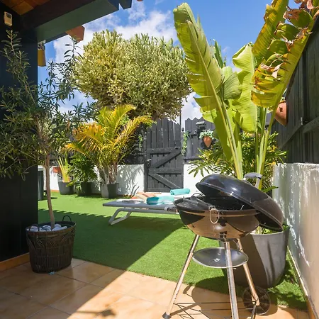 Vakantiehuis Oasis Beach Home I With Private Jacuzzi