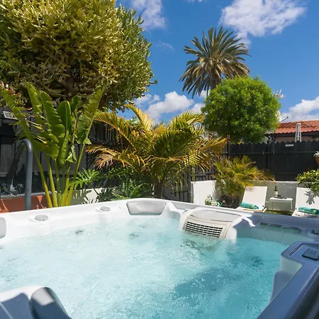 Oasis Beach Home I With Private Jacuzzi *