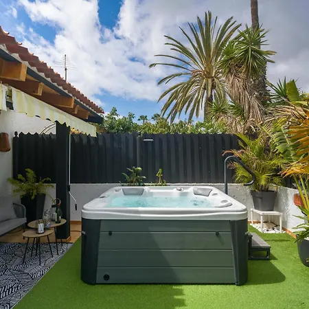 Oasis Beach Home I With Private Jacuzzi * Playa del Ingles (Gran Canaria)