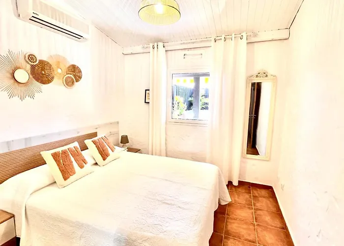 Сasa de vacaciones Oasis With Jacuzzi
