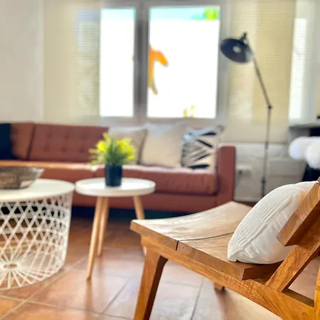 Сasa de vacaciones Oasis With Jacuzzi